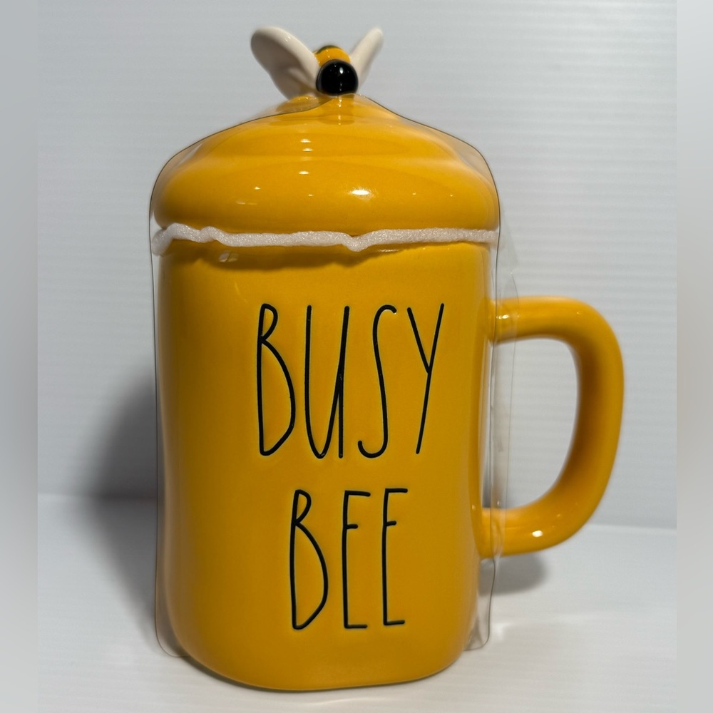 New Rae Dunn BUSY BEE Hive Topper Coffee Tea Mug